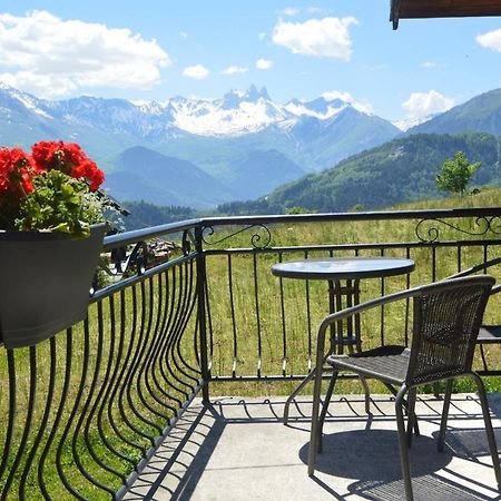 Le Petit Chalet-Leard Jarrier エクステリア 写真