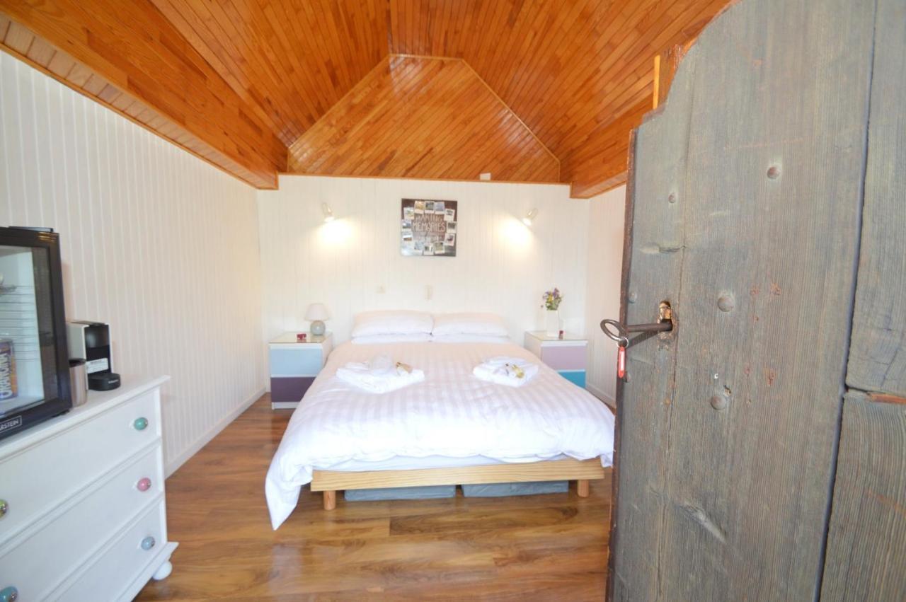Le Petit Chalet-Leard Jarrier エクステリア 写真